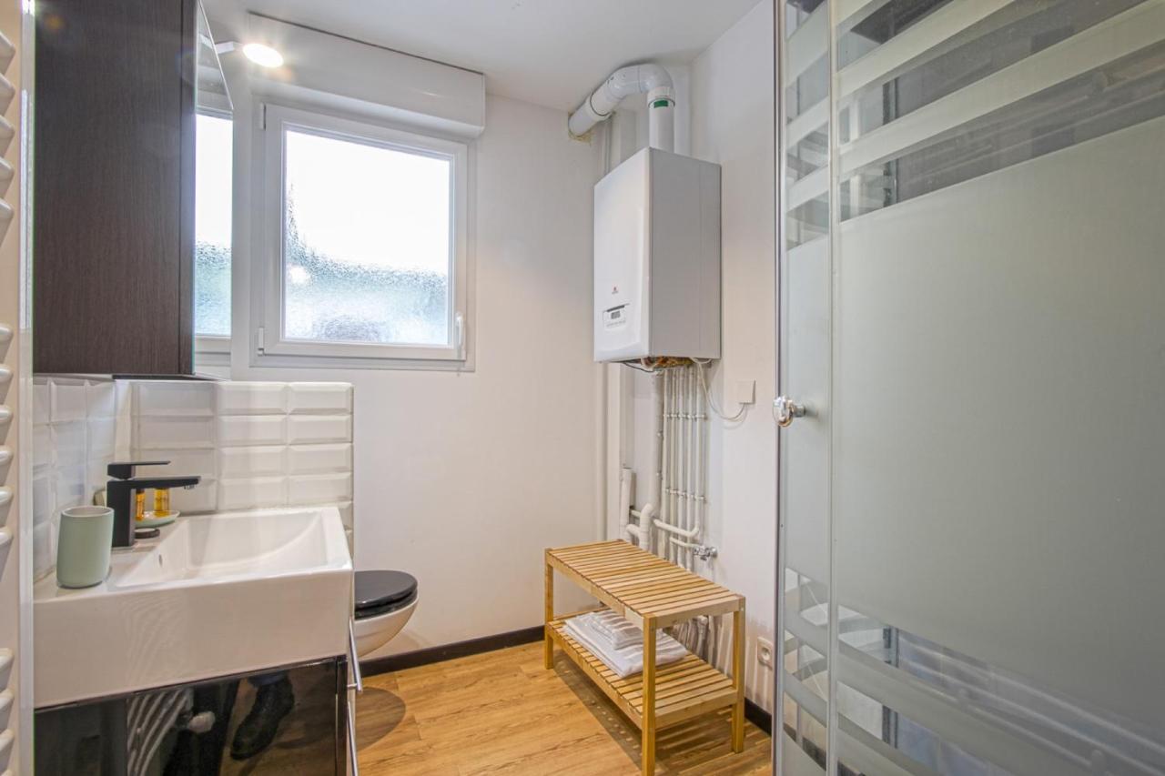 Douces Nuits Caennaises - Parking Prive Inclus, Centre Ville エクステリア 写真
